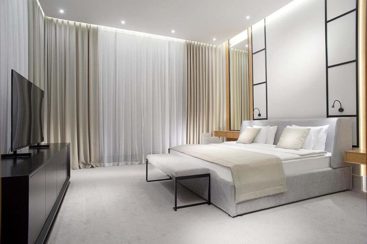 Neos Hotel Astana Bagian luar foto