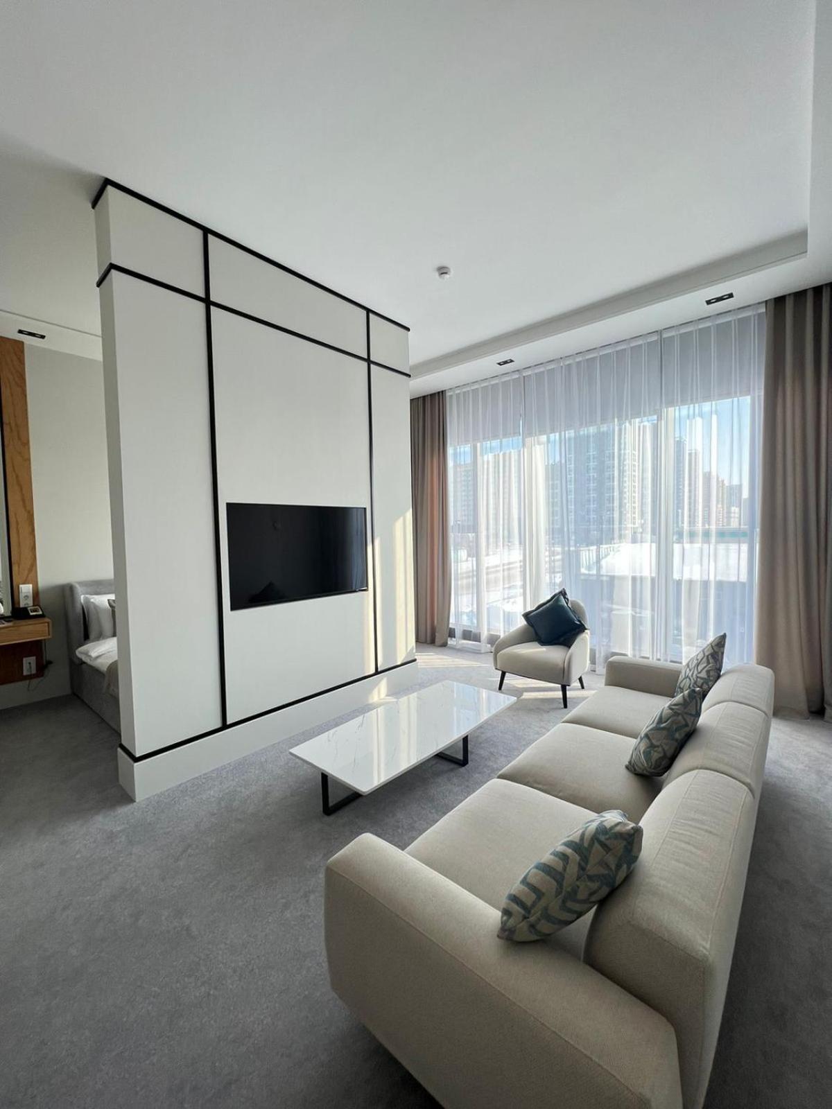 Neos Hotel Astana Bagian luar foto