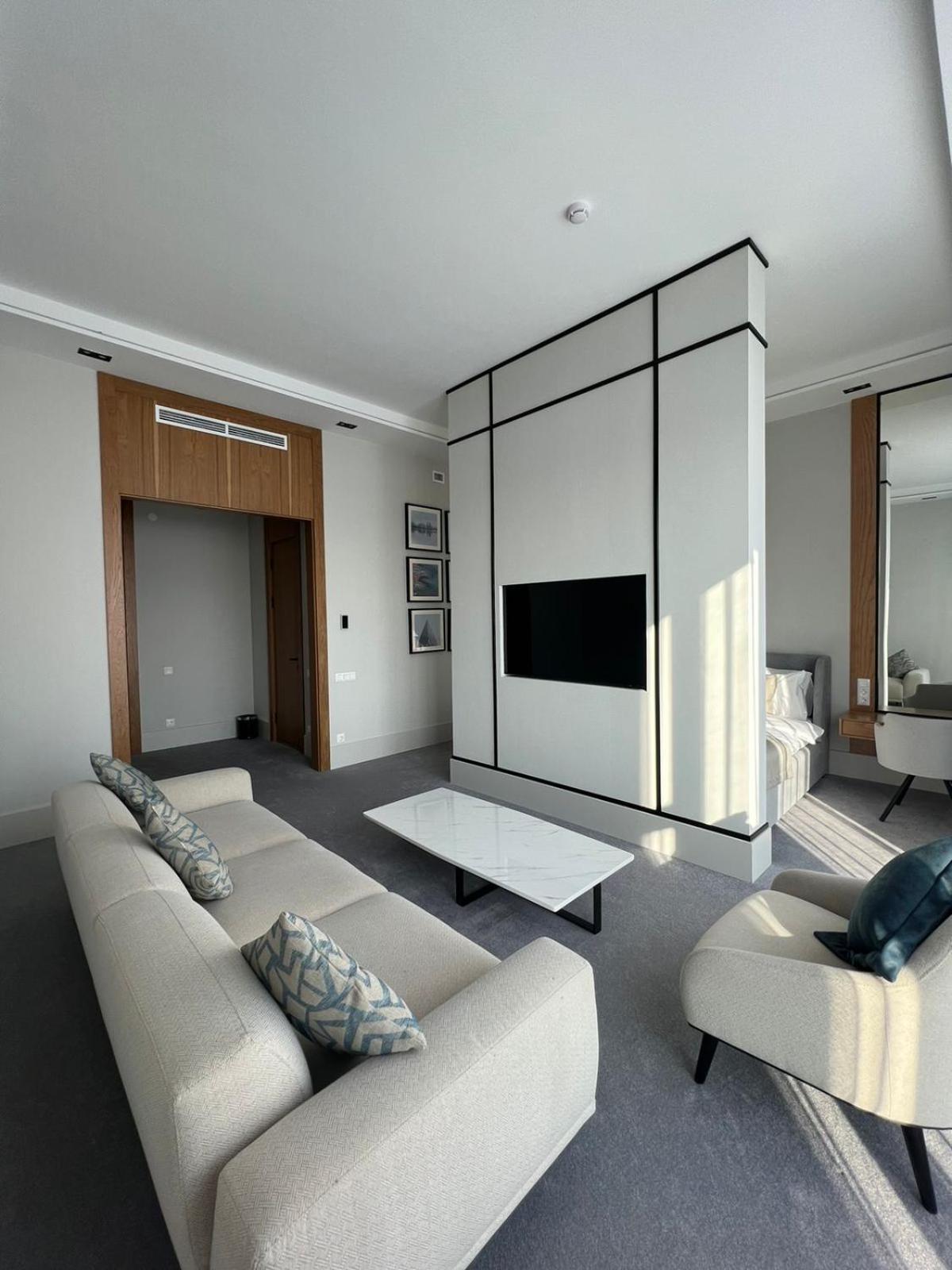 Neos Hotel Astana Bagian luar foto